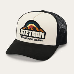 Mountain Sunset Trucker Cap Off White / Black | Stetson