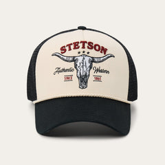 Skull Trucker Hat Off White / Black | Stetson