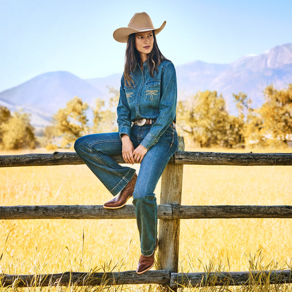 214 City Trouser Jeans In Medium Wash Blue | Stetson