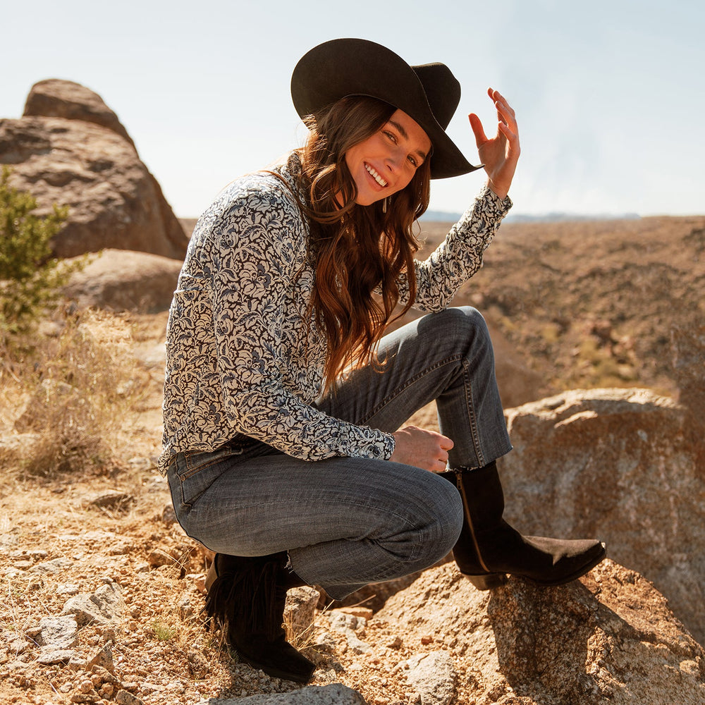 Halle Suede Fringe Side Zip Boot Black | Stetson
