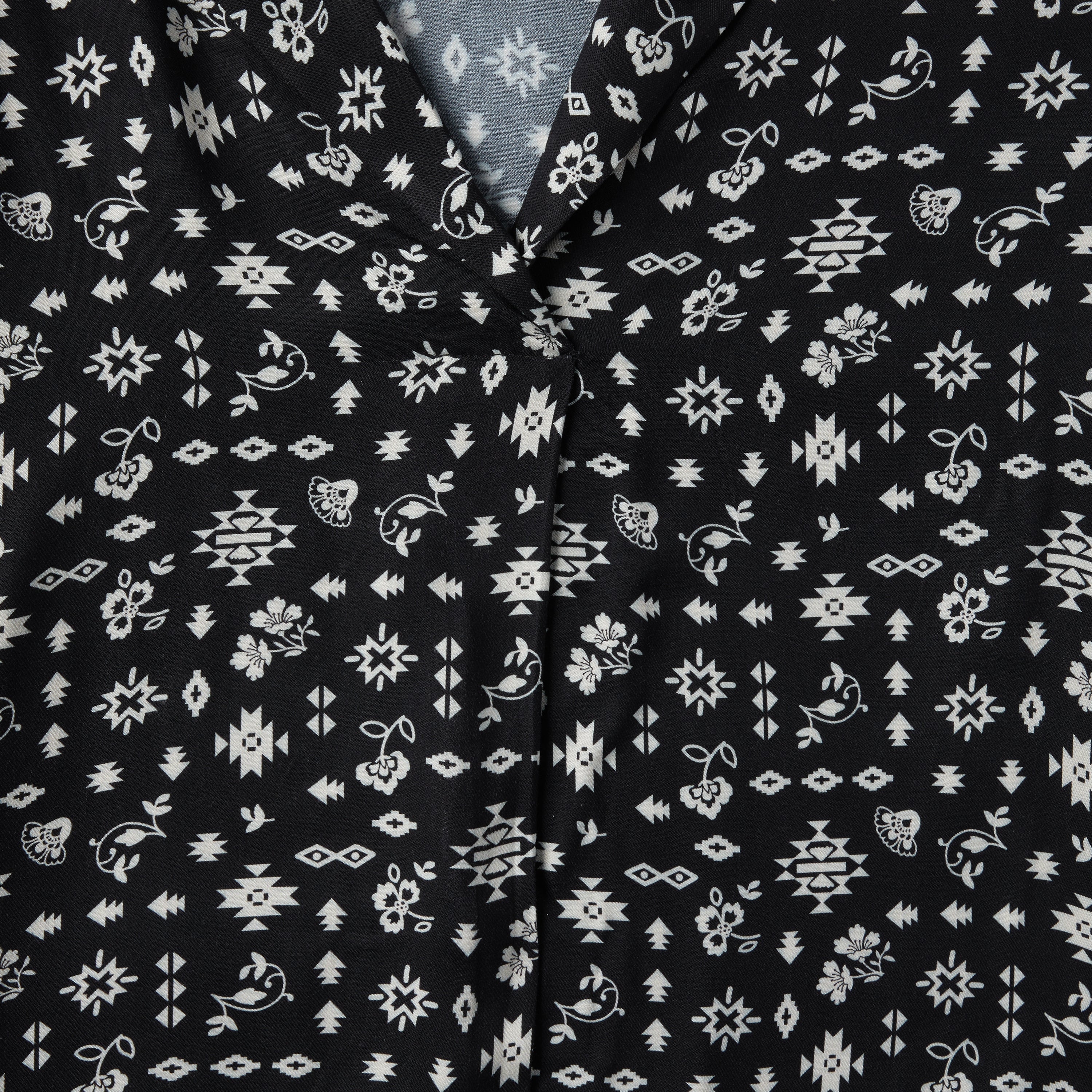 Southwestern Ditzy Print Blouse Black | Stetson